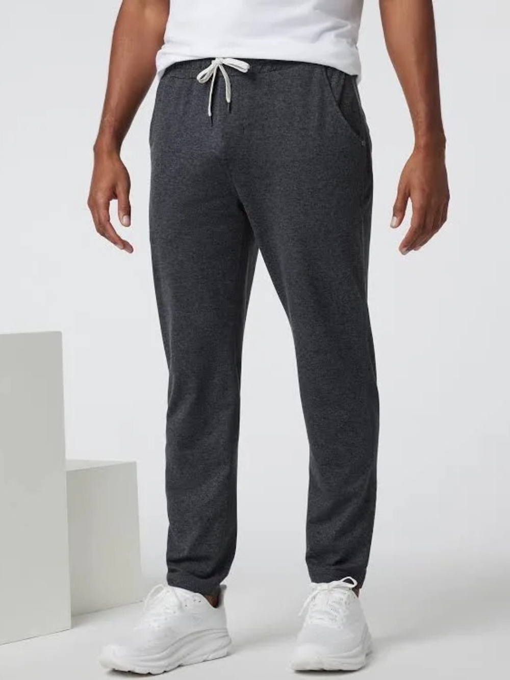 Vuori Ponto Performance Pants Men’s Large Charcoal Heather DreamKnit